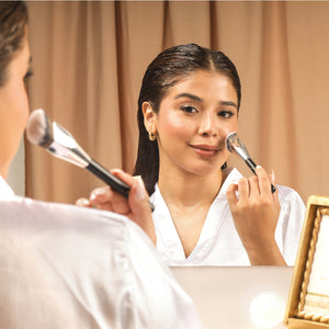 ¿Cómo cambia el acabado del maquillaje según la forma en que aplicas cada producto?