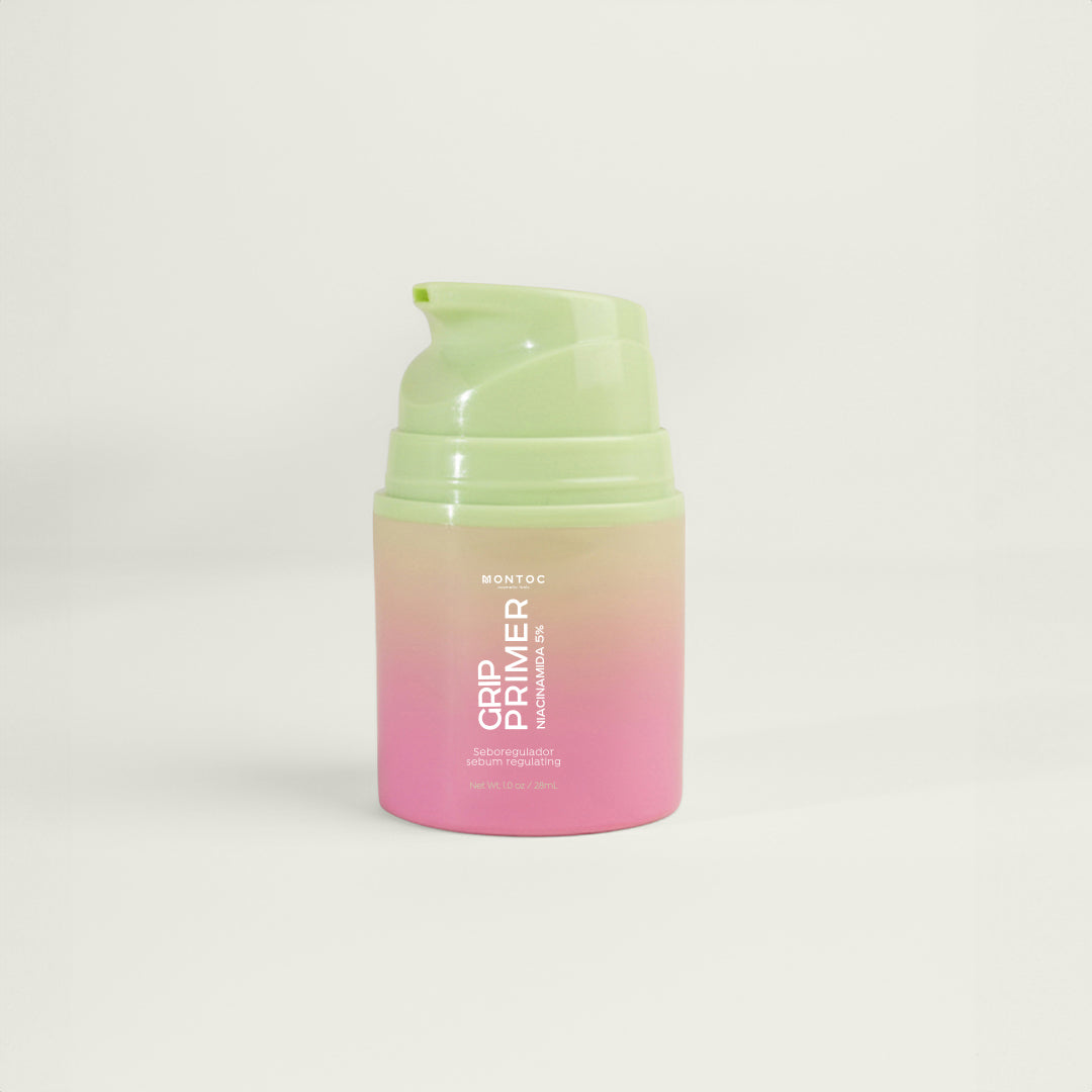 hidrata suavemente y aporta una sensación calmante; extracto de centella asiática